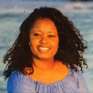 Meet your Posher, Felicia